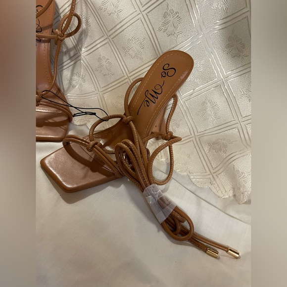 SO ME sandals - Picture 7 of 8